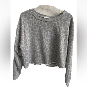 Colsie Cropped Animal Print Sweatshirt Gray Size Large Comfy Loungewear